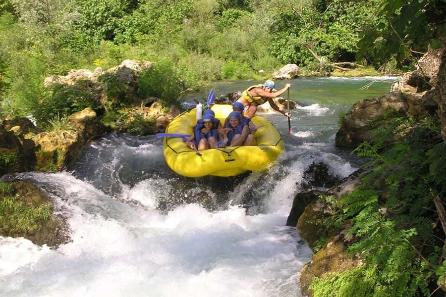 Řeka Cetina - Rafting-nejlepší dovolená s dětmi u moře-rogoznica chorvatsko